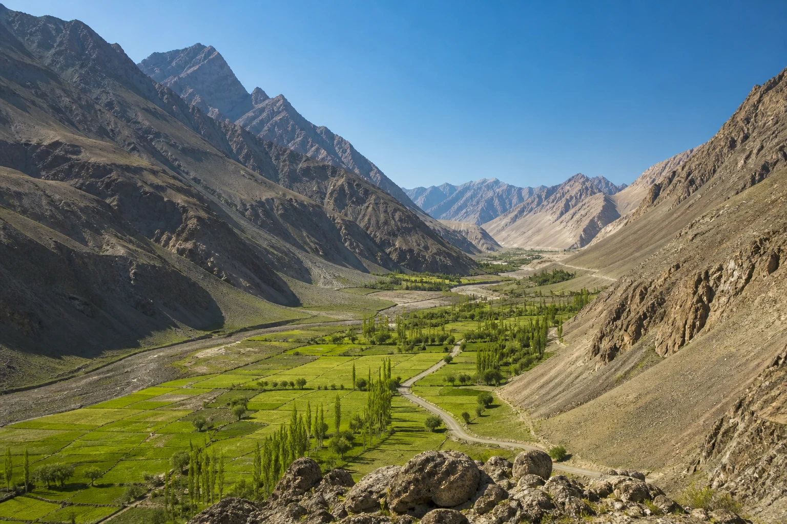 Darel Valley